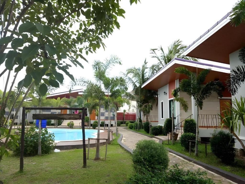 Baan Pran Boutique Resort Хуа Хин Экстерьер фото