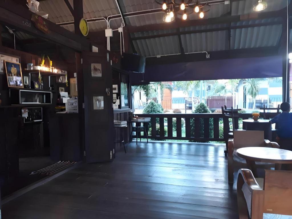 Baan Pran Boutique Resort Хуа Хин Экстерьер фото
